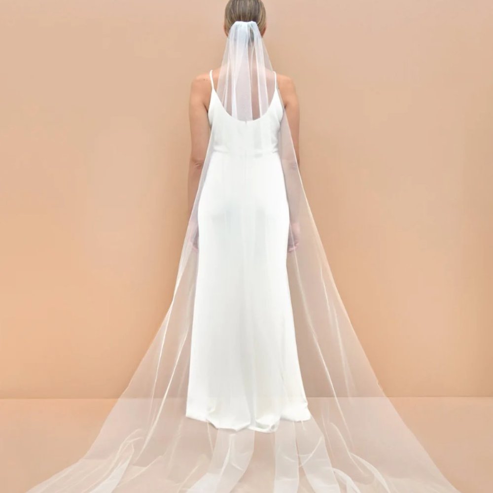 Torissa Chapel Raw Edge Wedding Veil
